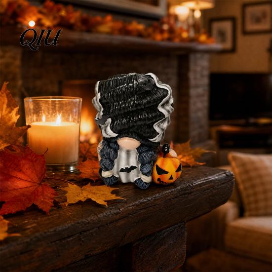 Halloween Themed Garden Art Gnome Figurine, Small Resin Pumpkin Statue, Wizard Witch Dark Style Statue Ornament for Home, Garden, Tiered Tray,