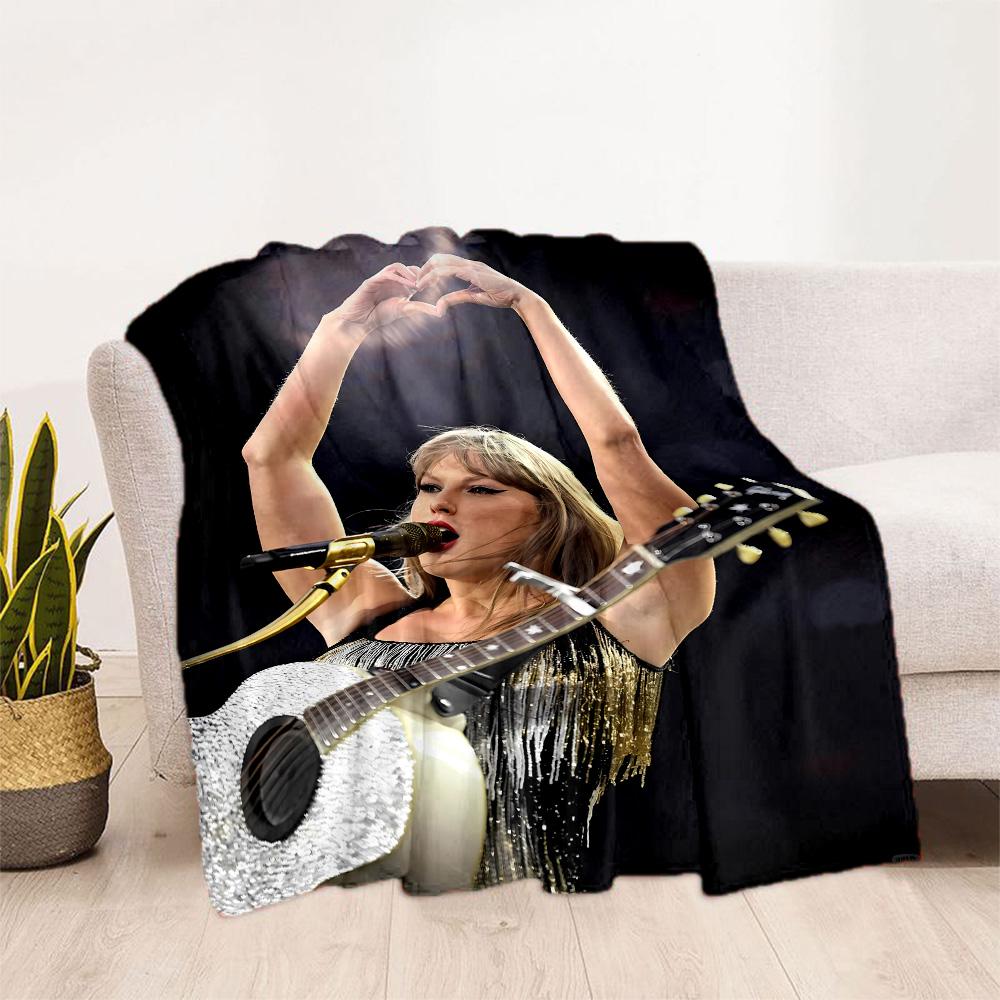 Musician Performing Live Concert. Flannel Blanket-Soft and Suitable for Sofas,Beds,Offices,Travel,All Seasons,Great Gift for Holidays and Birthdays.