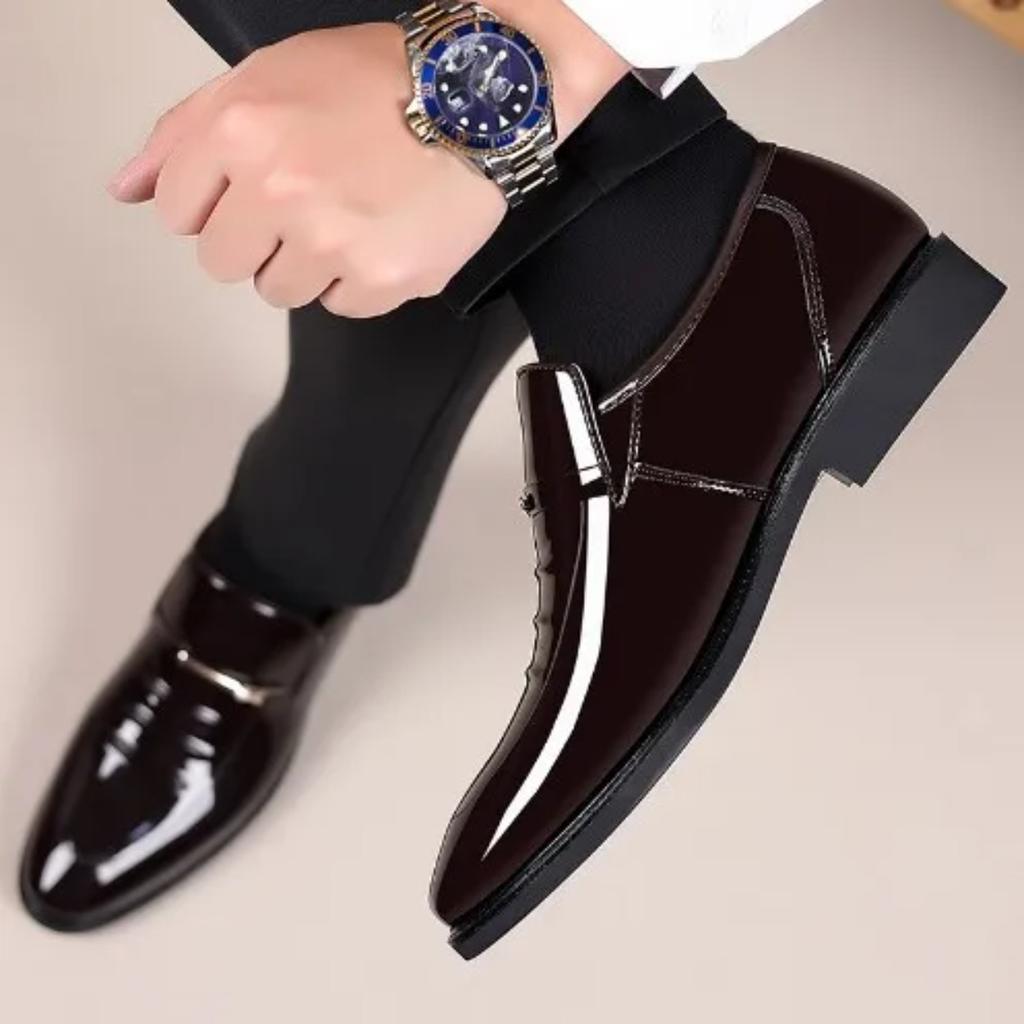 Spring New Men Elegant Minimalist Business Shoes Casual Comfortable Pointed Toe Men Fashionable Versatile Plus Size Shoes