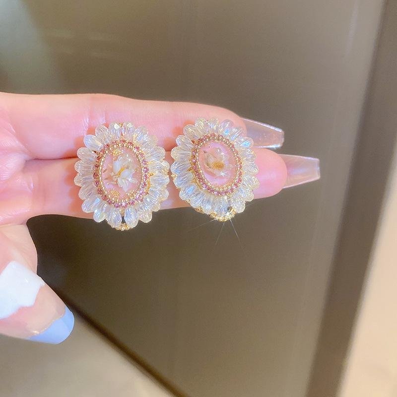 Богемные розовые серьги-кисточки с цветком из бисера и жемчуга