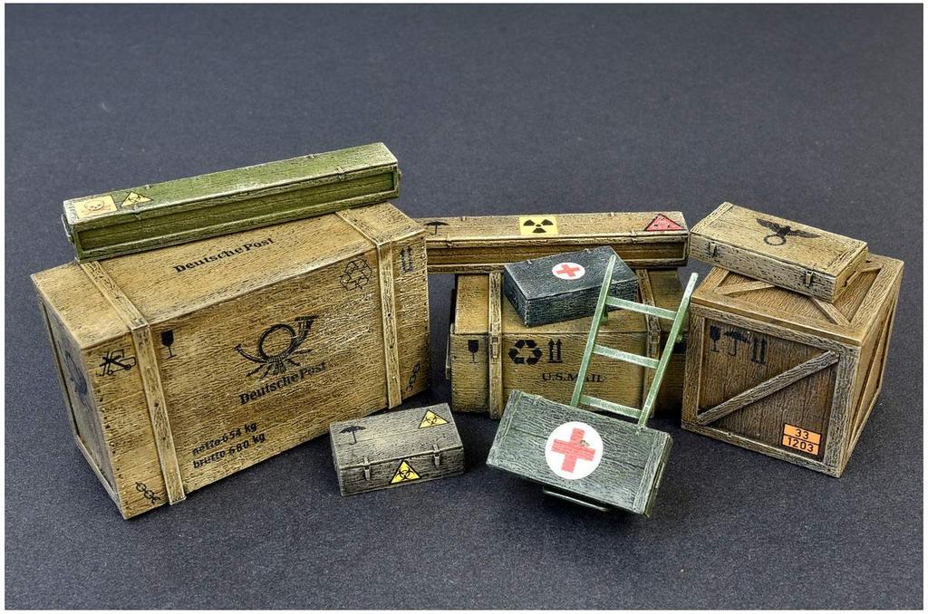 Miniart 1/35 Scale Wooden Box and Crate Set Plastic Model MA35581