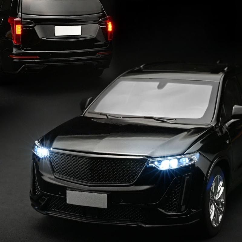 1:24 XT6 SUV Alloy Car Model Diecast Metal Off-road Vehicles Car Model Sound and Light Simulation Kids Toy Gift