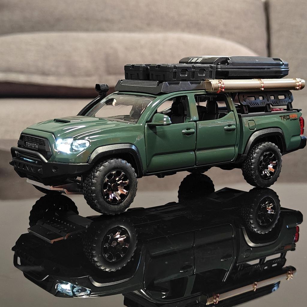 1:32 Toyota Tacoma TRO Off Road Pickup Alloy Diecast Model Computer Desktop Decoration With Sound Light Beautiful Christmas Gift