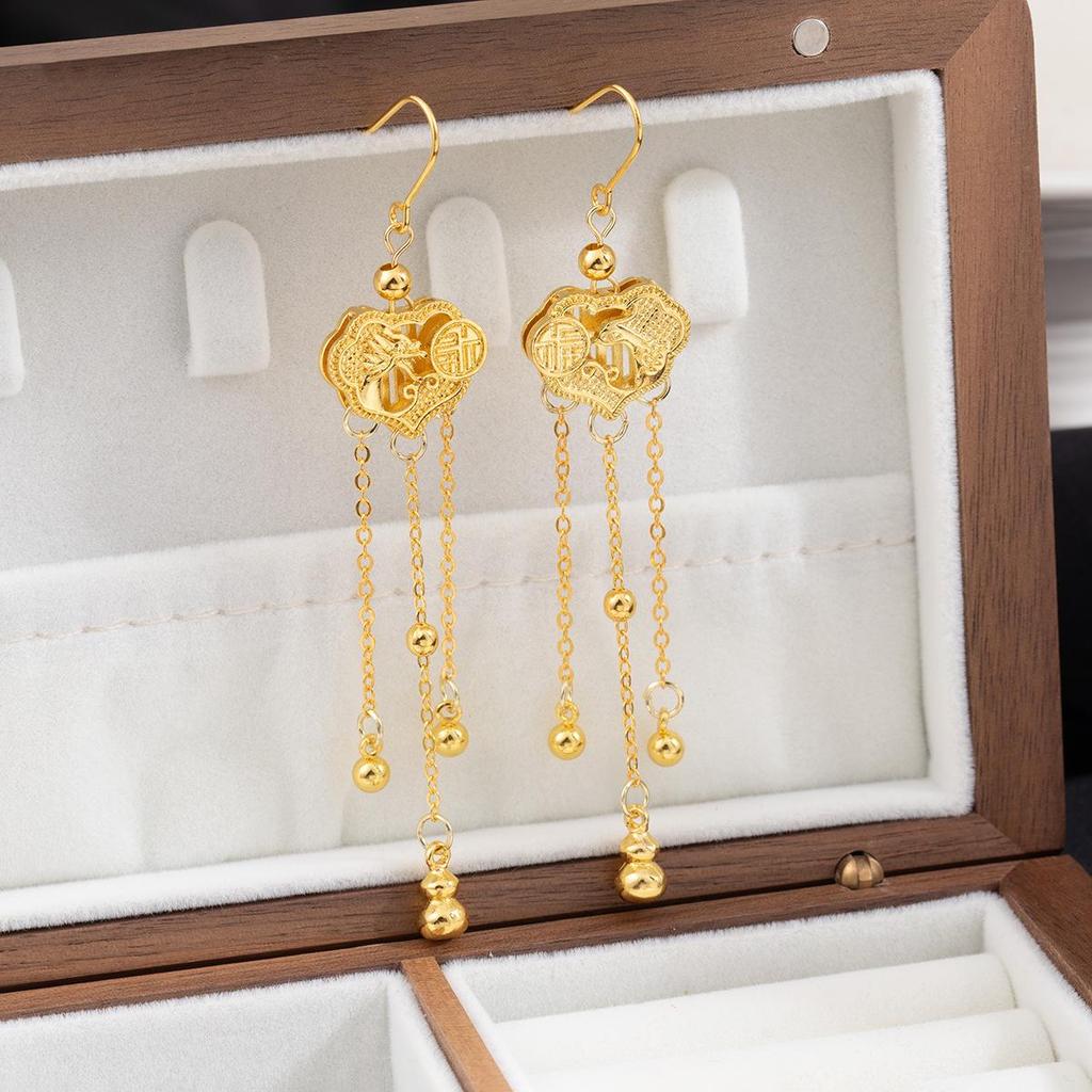 Chinese Retro Personality Earrings: Fu Character, Cloud & Gourd Tassel Design