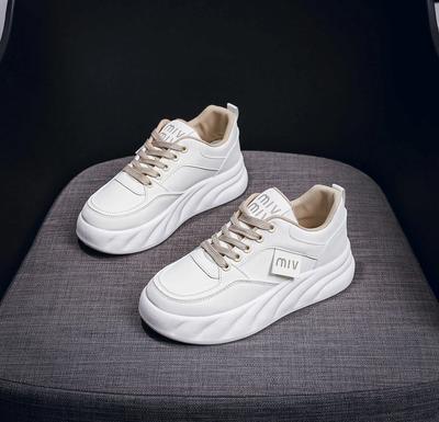 Женская обувь – Кроссовки