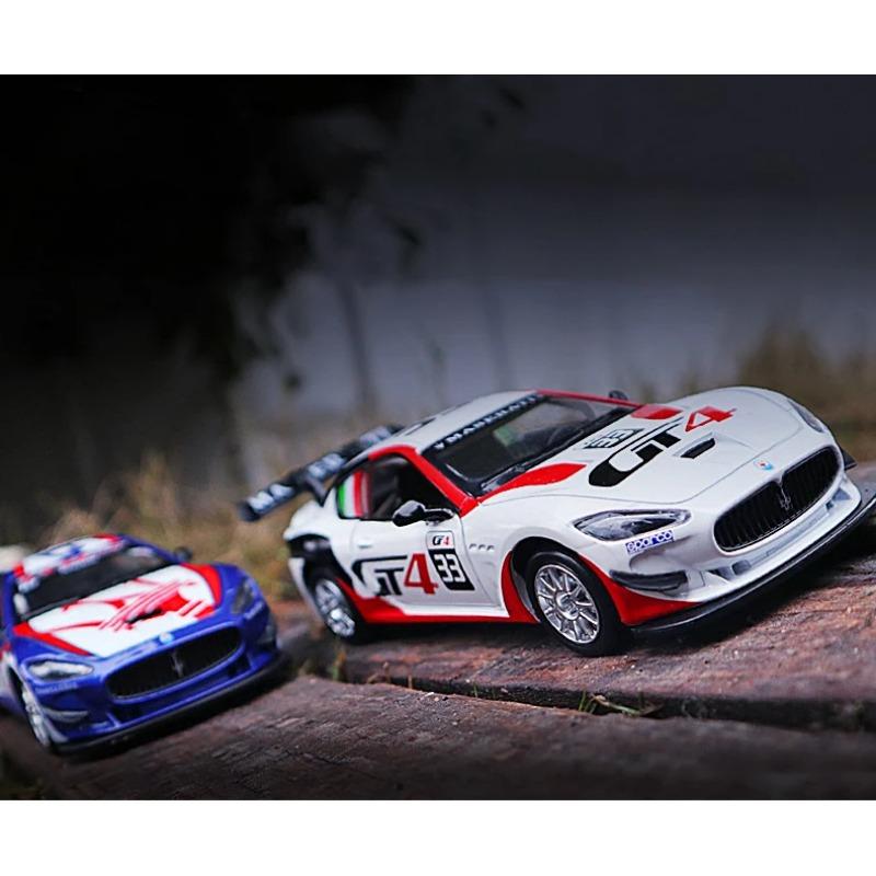 1/32 Maserati GranTurismo MC GT4 Модель легкосплавного автомобиля с инерционным механизмом, звуком и светом, детская подарочная коллекция, литая игрушечная модель