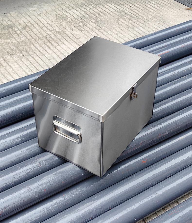 Lockable Rectangular Stainless Steel Toolbox with Thickened Construction