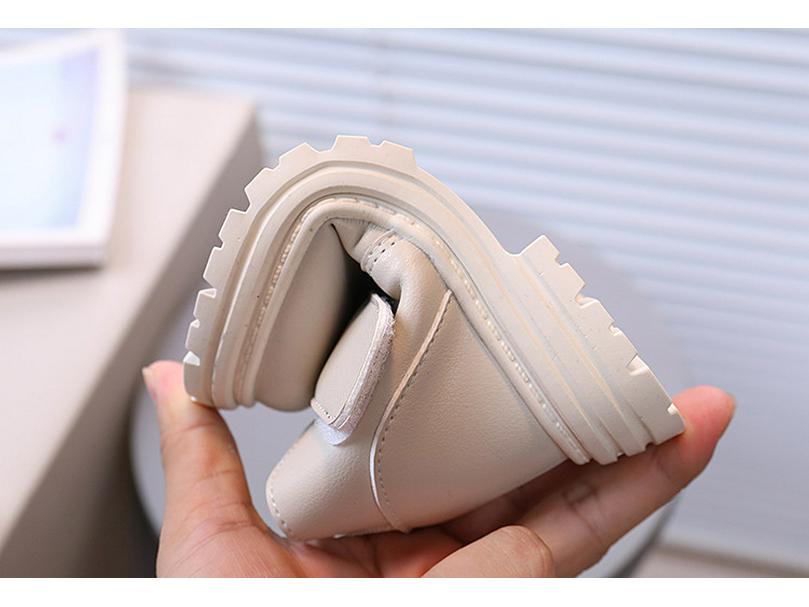 Kids' Martin Boots - Solid Color Short Boots for Boys and Girls. Soft Bottom, Non-Slip Leather Boots for Spring and Autumn.