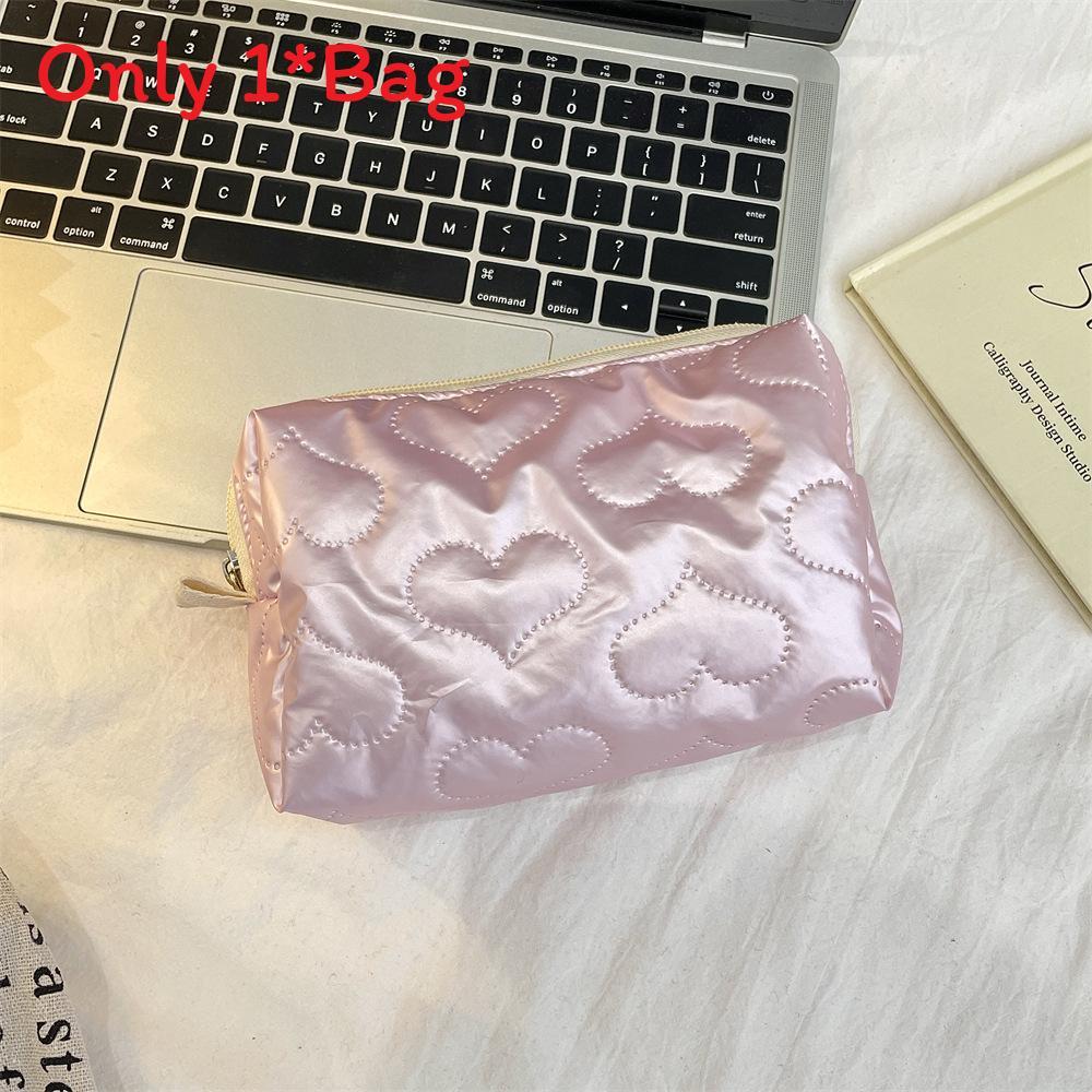 Trendy Heart Pattern Cosmetic Pouch With Butterfly Bow Design For Womens Travel Accessories