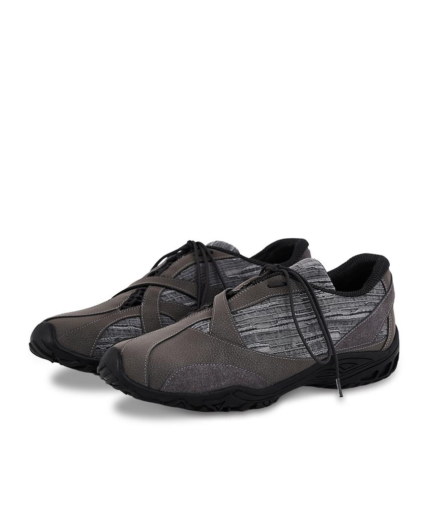 Negative Three Asymmetry No.3 Sneakers_Grey
