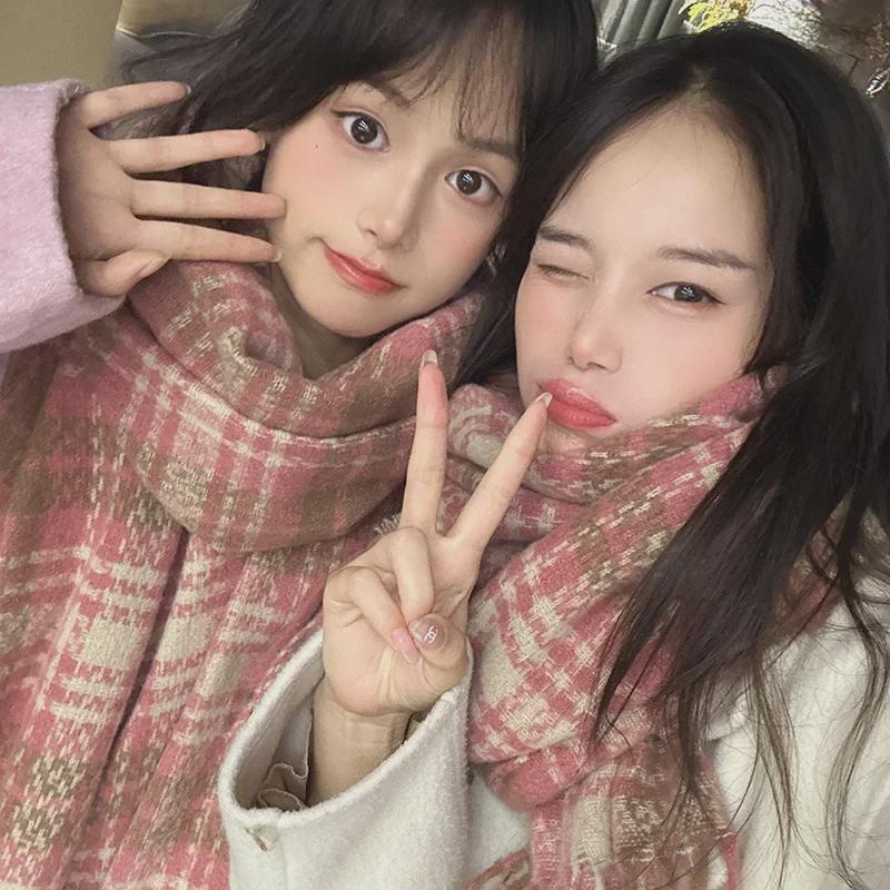 Korean Style Plaid Scarf: Dark Blue, Light Blue & Pink Dried Roses Design - All-Match Warm Scarf for Women & Students