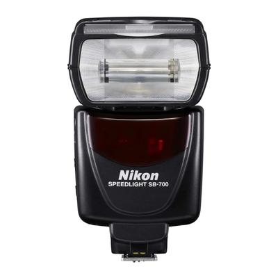 Вспышка Nikon Speedlight SB-700