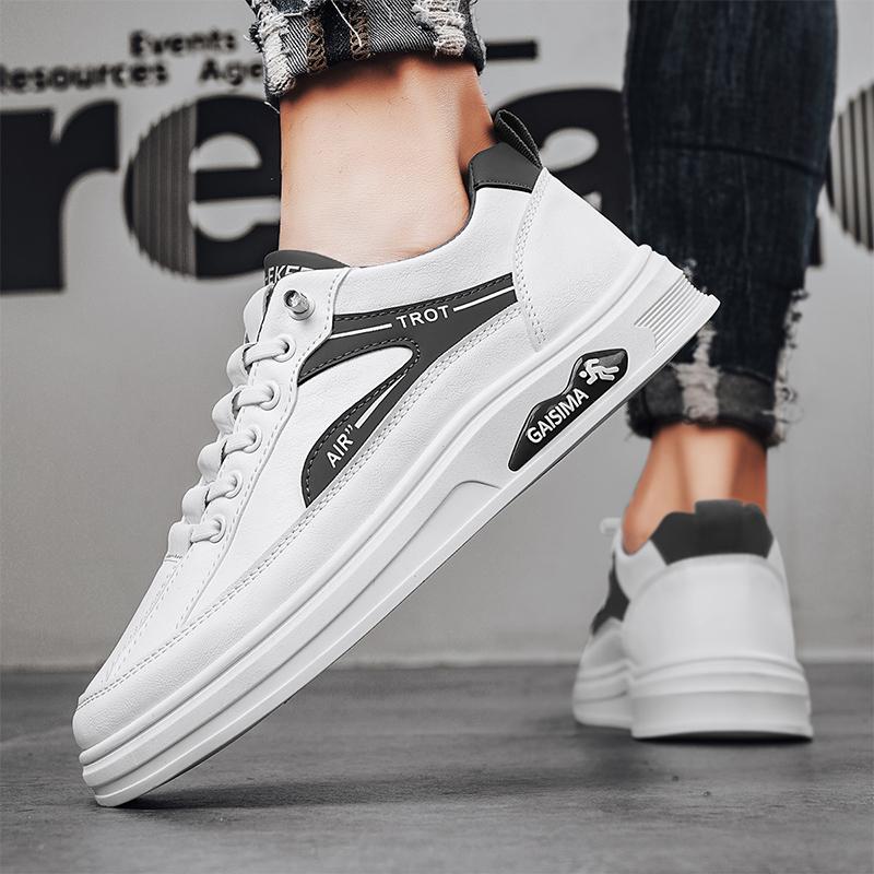 Men Shoes Skateboard Sneakers Casual Outdoor Hiking Non Slip and Wear Resistant Four Seasons Versatile Running Shoes