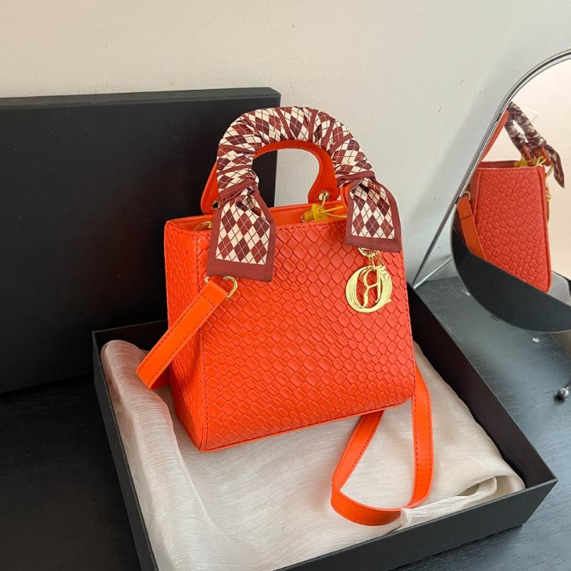 Маленькая квадратная сумка женская новая на плечо сумка-мессенджер сумочка плетеный ремень шелковый шарф сумка принцессы Дианы