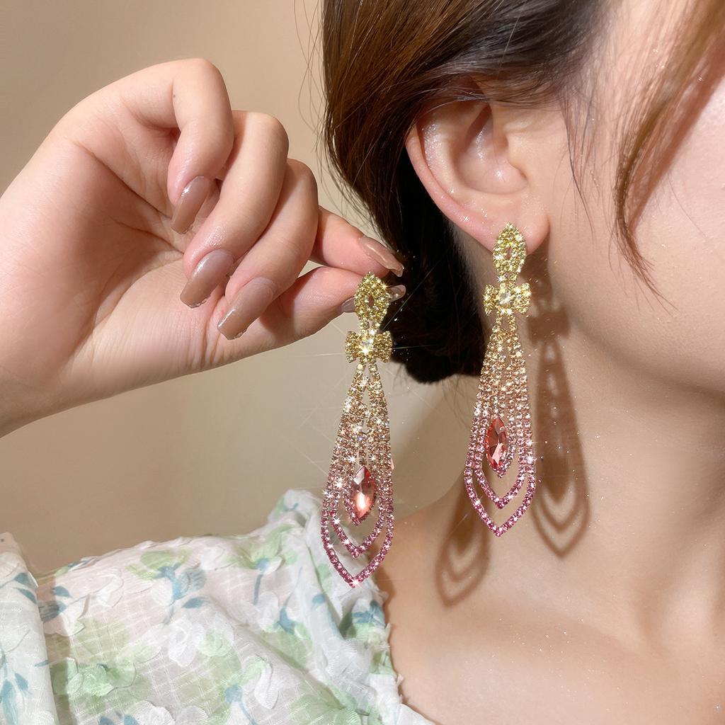 Temperament Luxury Full Diamond Tassel Long Earrings Female High-Class Feeling Rhinestone Earrings Female Earrings 1 Pair