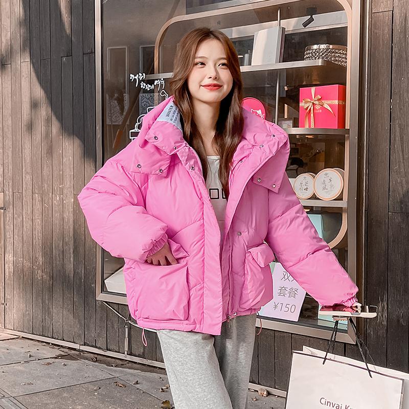 Согрейтесь с новым модным зеленым зимним пальто с капюшоном