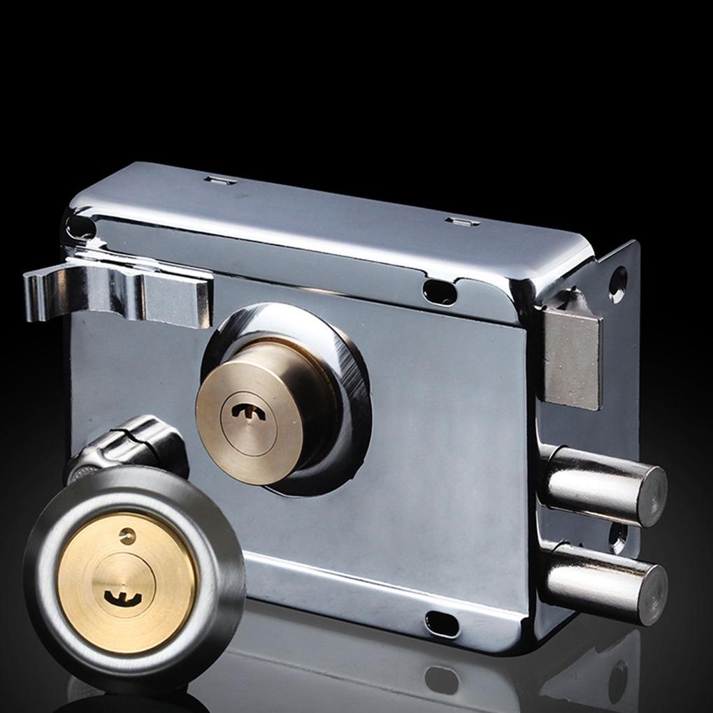 Внутренний замок в дверь металлический