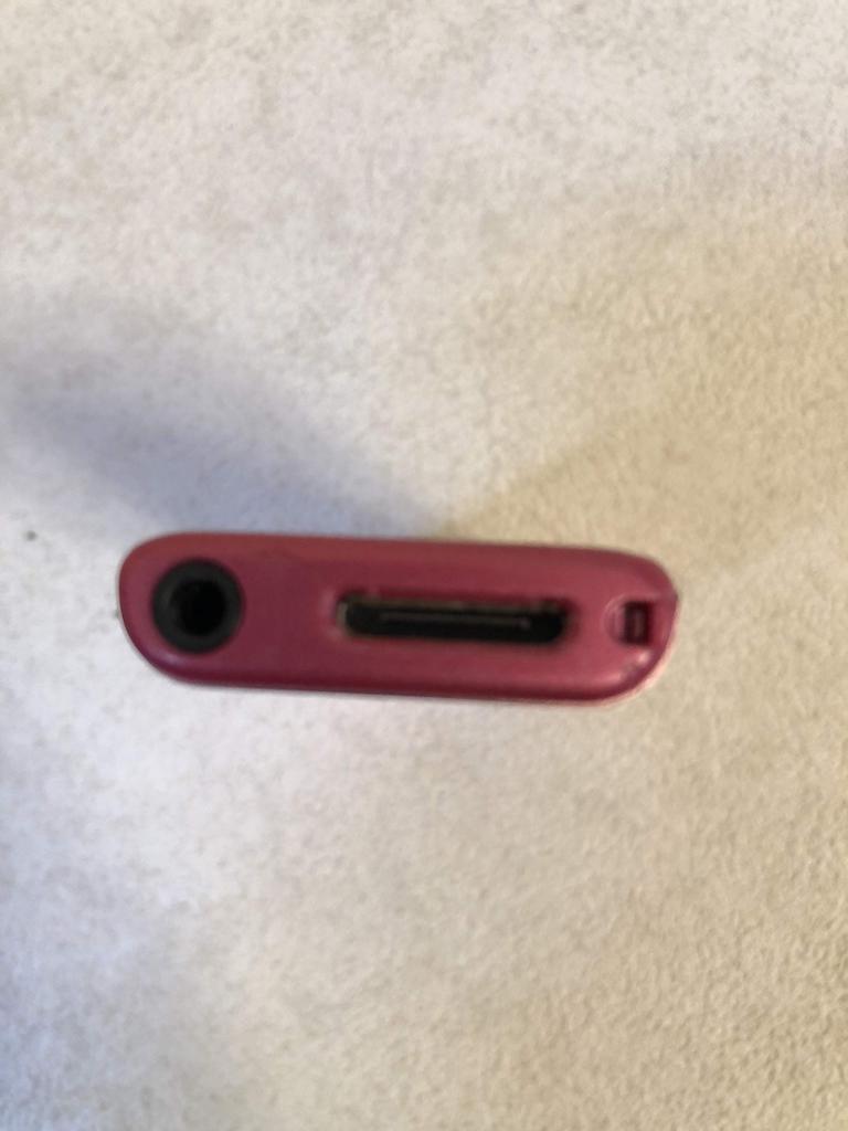 Sony Walkman E Series с динамиком 2 ГБ розовый [Тип памяти] NW-E052K/P