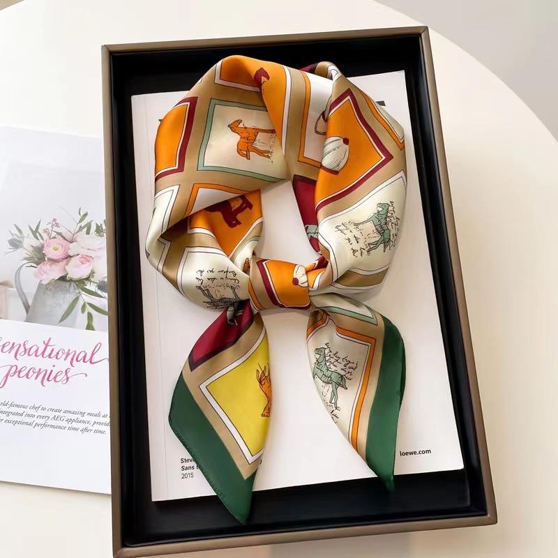 Beach Sunscreen Kerchief Luxury Design Square Scarves Women Popular 70X70CM Silk Hijab The Four Seasons Headscarf