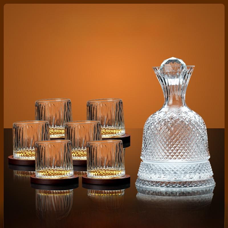 Luxury Whiskey Glass Crystal Rotating Cup Stress Relief Beer Cup Elegant Classic Design for Fine Dining And Beverages