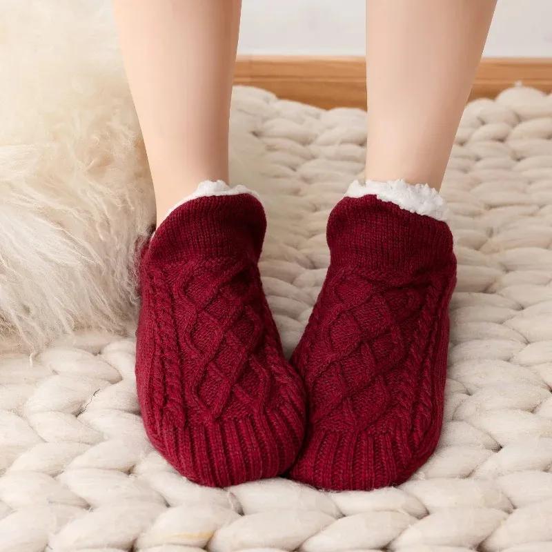 Fall and Winter Floor Socks Home Warm Women Men Socks Snow Sleep Carpet Slippers Men Non-slip Yoga Socks 2026