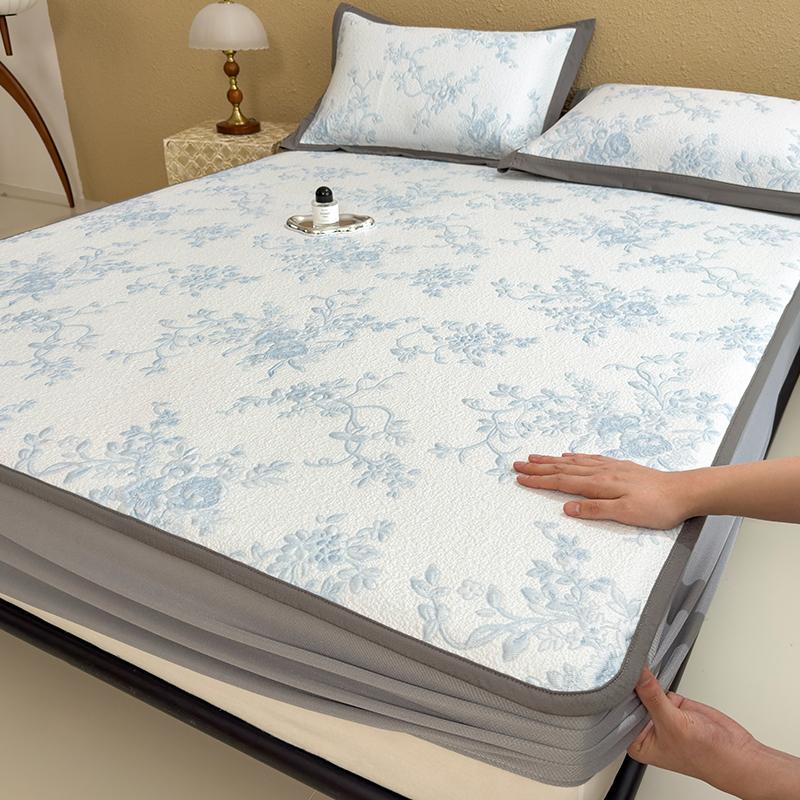 Bed sheet style summer A-class mother and baby grade cool bean soft mat, double-sided jacquard ice bean cool mat three piece set