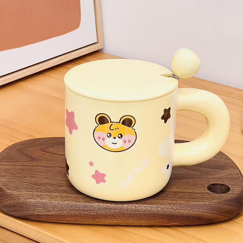 Милая чашка для воды с рисунком, новый продукт, креативная персонализированная керамическая кружка, домашний костюм для девочек с крышкой, чашка, маленький подарок