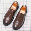 Ретро Пенни Лоферы Новые Мужские Остроносые Кожаные Броги Обувь Мужская Дизайнерская Формальная Свадебная Выпускной Вечер Платье для Возвращения Домой Обувь