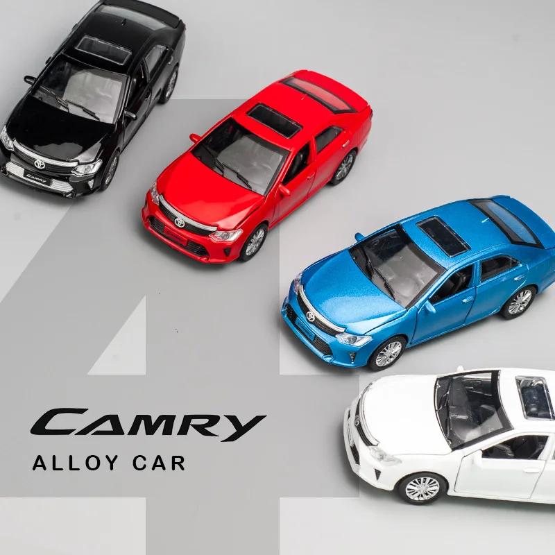 1/32 TOYOTA Camry Детские металлические игрушки инерционные колеса мигающие машины для детей литая модель автомобиля на день рождения рождественские подарки