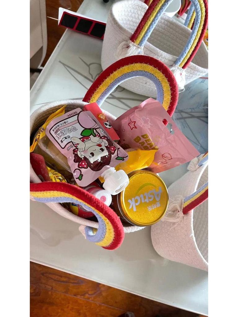 Радужное облако детская корзина: Плетеная сумка из хлопковой веревки и сувенир на день рождения