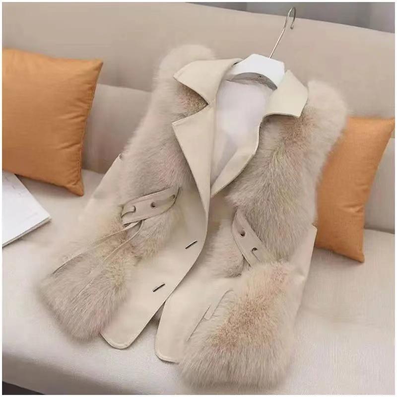 Women's Autumn and Winter Plus Size Padded Short Waistcoat Lapel Outer Wear Shoulders Loose Leisure Warm Sleeveless Cardigan Outerwear