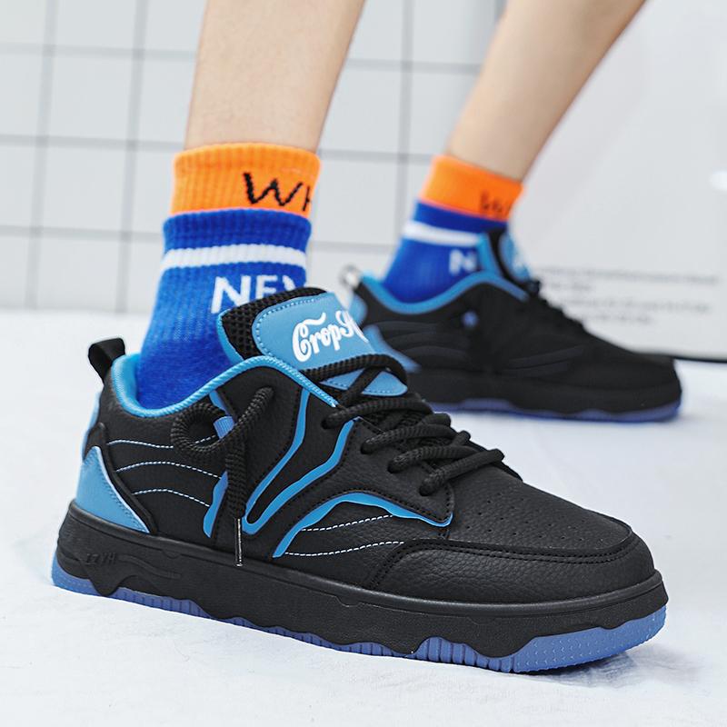 Men Casual Shoes Fashion Jogging Sneakers For Men Trend Vulcanized Sneakers Male Street Style Canvas Walking Shoes Men’s Sneakers