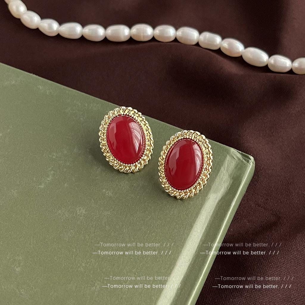 French Red Oil Drop Earrings - Retro, High-End, Light Luxury, Medieval Style for Women