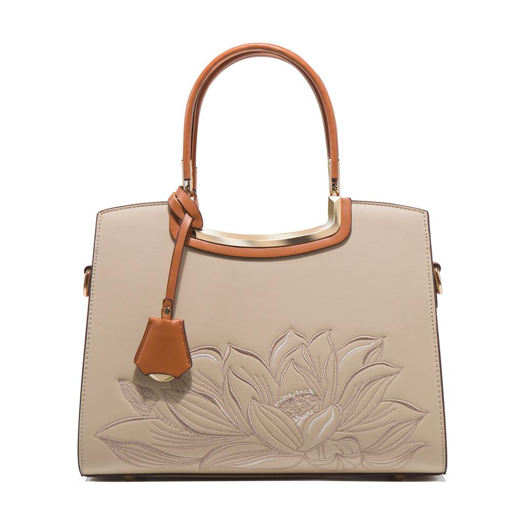 Mother's Day gift: Embroidered new Chinese-style large-capacity handbag for women, elegant and high-end crossbody bag for mothers