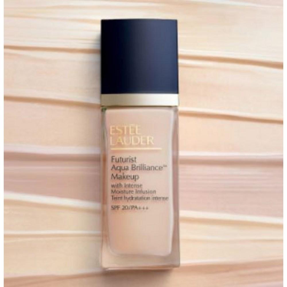 Futurist Aqua Brilliance SPF 20 PA+++ 30 мл, холодный фарфор, 1 шт.