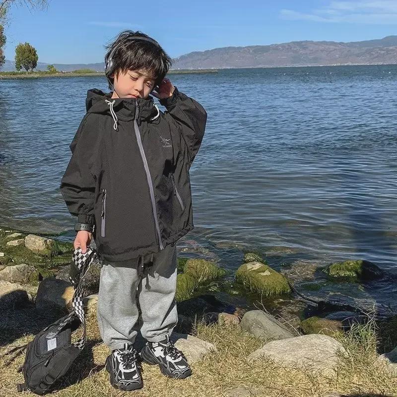 Boys' Spring & Autumn Jackets 2023: Children's Tops for Middle & Large Kids