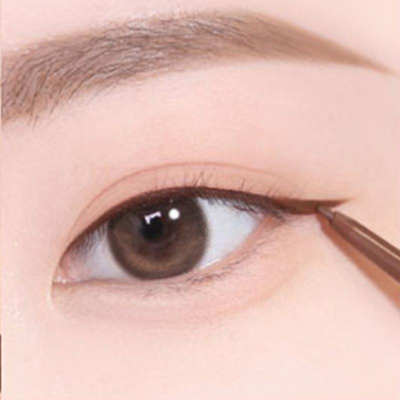 Tag Slim Fit Eyeliner Dark Brown