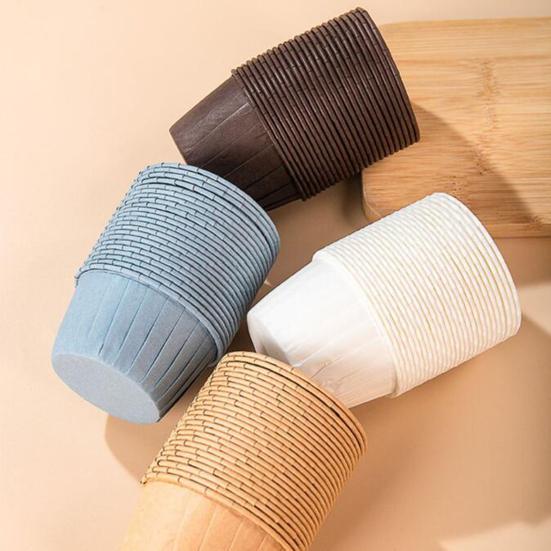 50 шт., устойчивые к высоким температурам чашки для торта, жиронепроницаемая бумага, водонепроницаемые, легко извлекаемые из формы, одноразовые пищевые чашки для выпечки