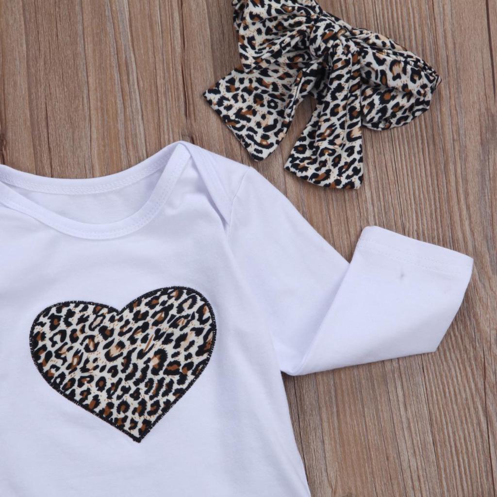 Комплект для девочки с леопардовым принтом: ромпер, штаны, оголовье