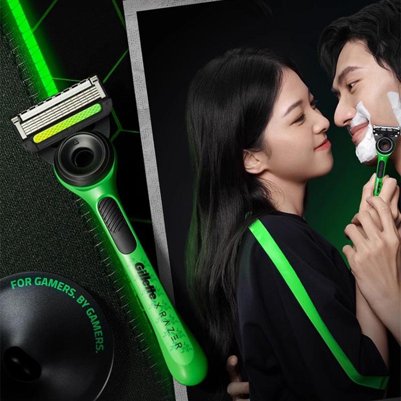 Gillette Набор бритв Razer Co-branded Labs Series, 1 ручка, 2 лезвия