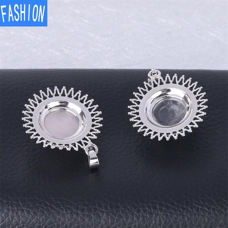 Natural Necklace Hollowed Out Crysatl Small Fresh Sunflower Chrysanthemum Clavicle Necklace Pendant Female