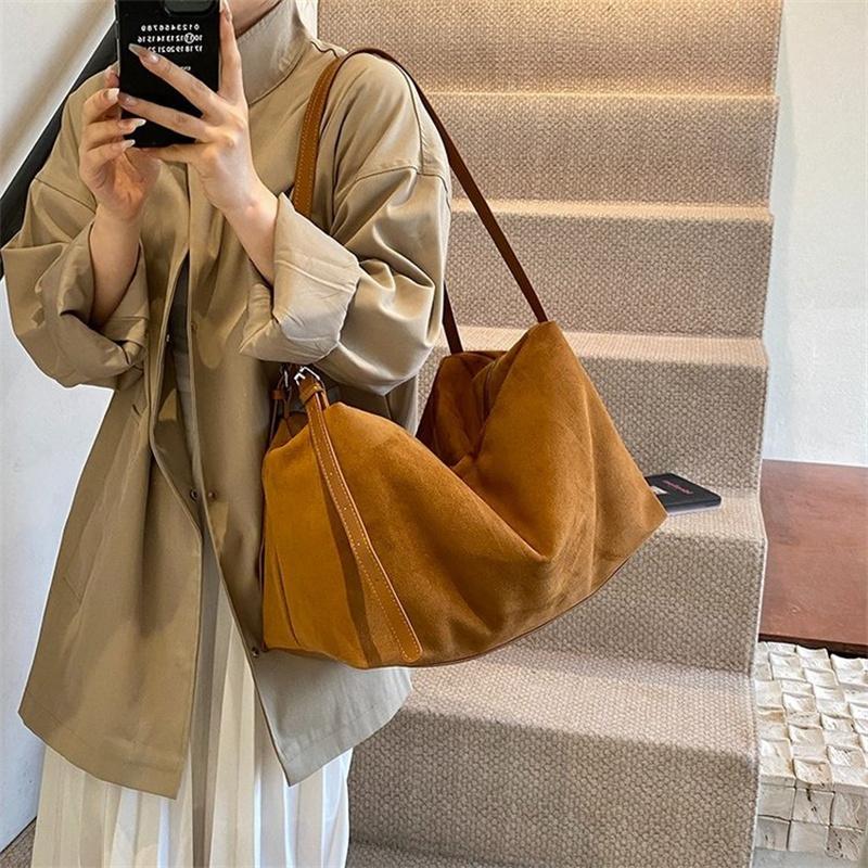 Осень Зима Большая Бостонская Роскошная Дизайнерская Сумка Тоут из Мягкой Матовой Замши Женская Сумка Ручная Сумка Женская Сумка через Плечо Кроссбоди CLE