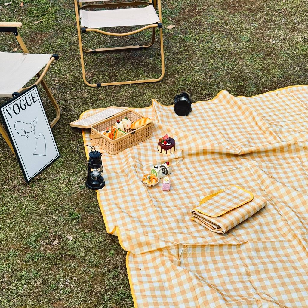 Extra Large Outdoor Foldable Portable Sand Proof Waterproof Picnic Beach Mat Blanket Rug Camping