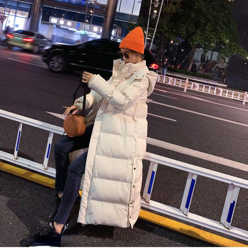 Супер длинная стеганая хлопковая куртка женская, новинка 2023 года, корейская модная парка выше колена, зимняя женская толстая черная пуховая хлопковая куртка