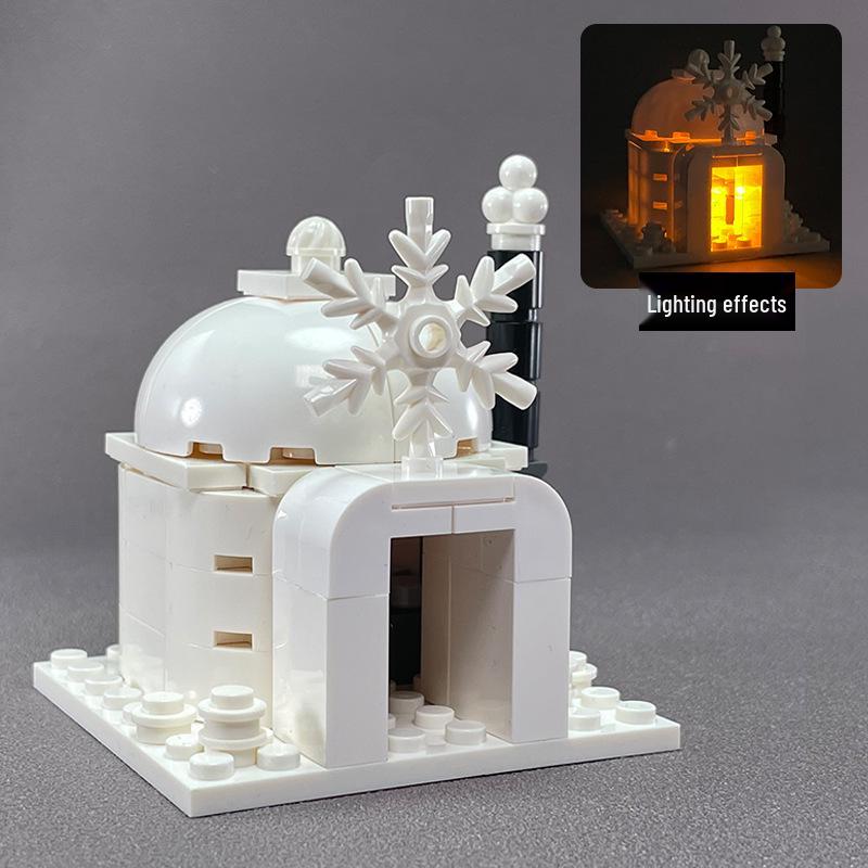 Illuminated Arctic Animal Block Set: Penguin, Polar Bear, Husky & Wolf Igloo.