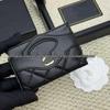 Классический стеганый кожаный держатель для карт - Издание из кожи Caviar и Lambskin