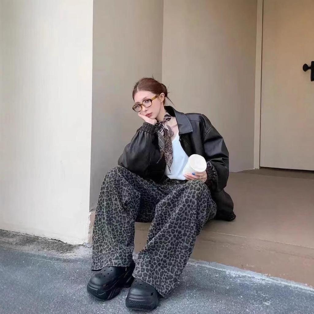 Unisex Leopard Print Jeans: Washed, Distressed, Straight-Leg, High Street Vibe for Spring & Autumn