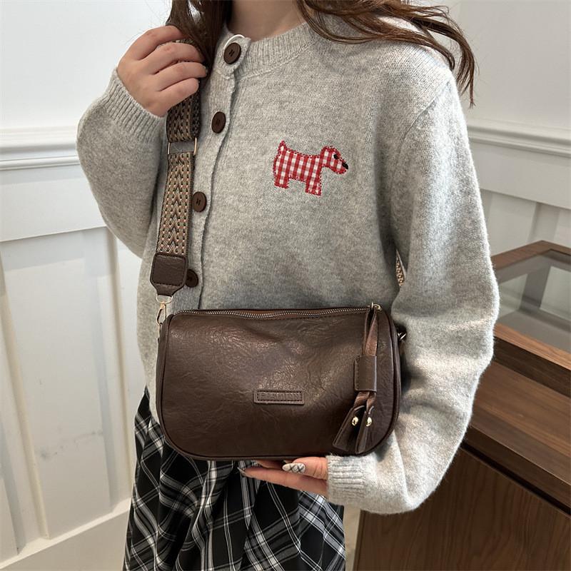 Trendy Pillow Bag For Women In Black Khaki And Brown Stylish Soft Pu Material