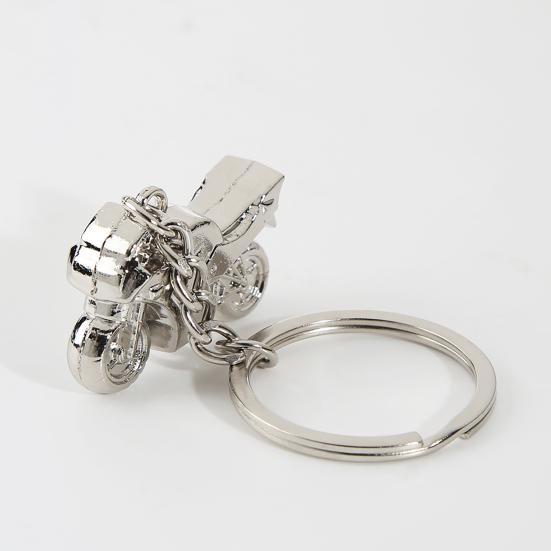 Men Keyring Exquistie Decorative Zinc Alloy Cool Motorcycle Pendant Keychain for Party