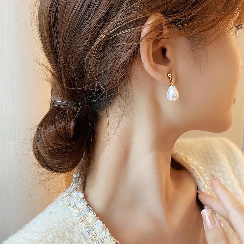 French Water Drop Pearl Stud Earrings Temperament Gentle Earrings Women's Imitation Pearl Ear Jewelry